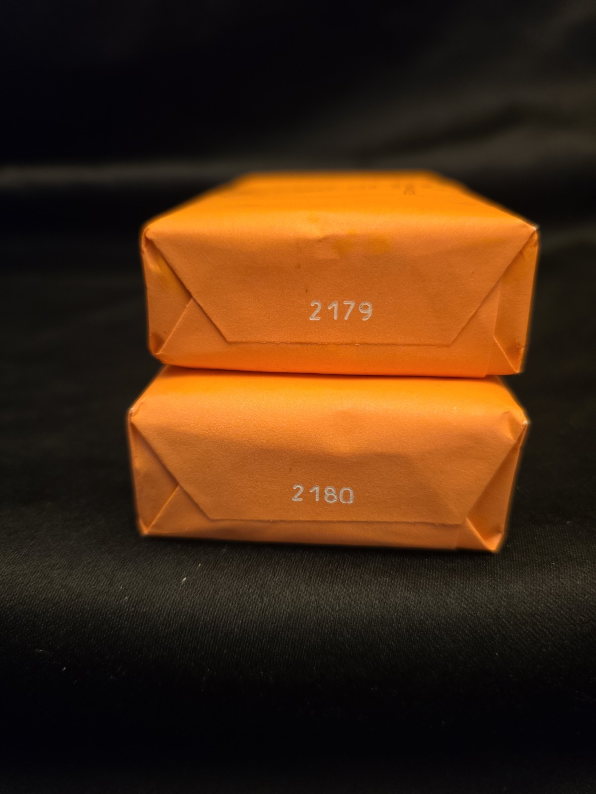 TRULY Anti Cellulite Exfoliating Bar Soap 5oz DISCONTINUED HTF Lot Of 2