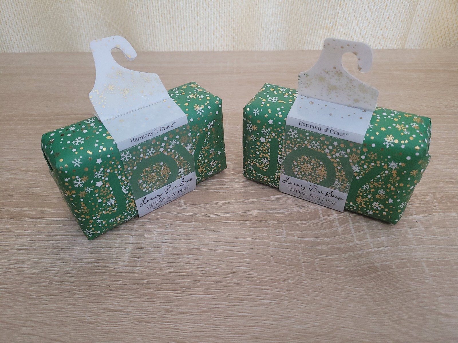 Harmony & Grace Luxury Bar SOAPS Christmas gift Wrapped Cedar & Alpine 10.58 oz