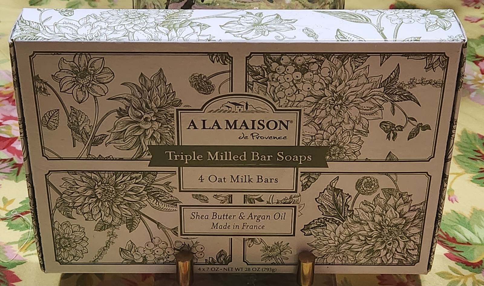A La Maison De Provence Triple Milled Oat Milk Soap Box Four 7 Oz Bars New