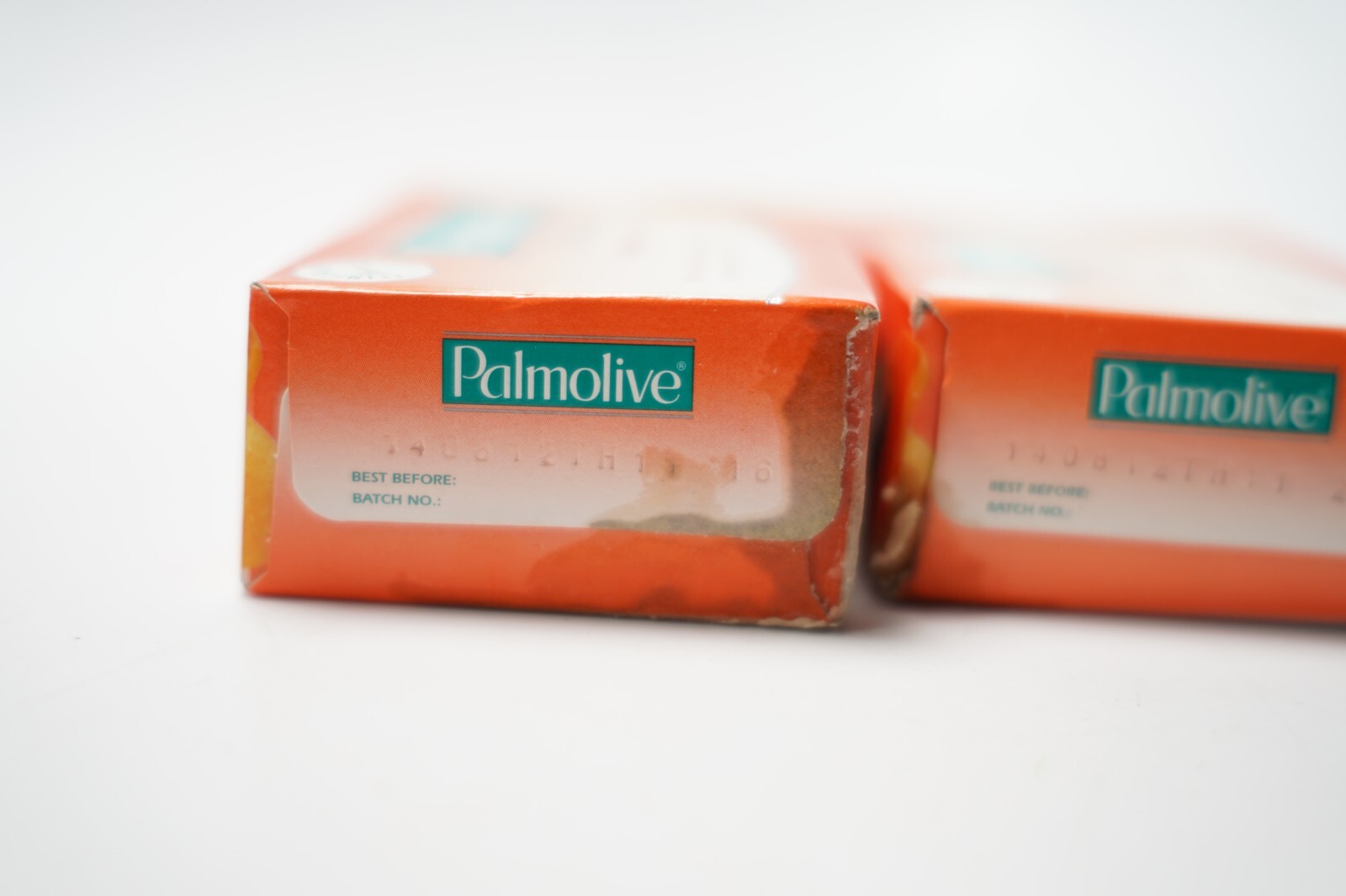 2x Palmolive Naturals – Derma Whiteners White & Protect Papaya Extracts New old