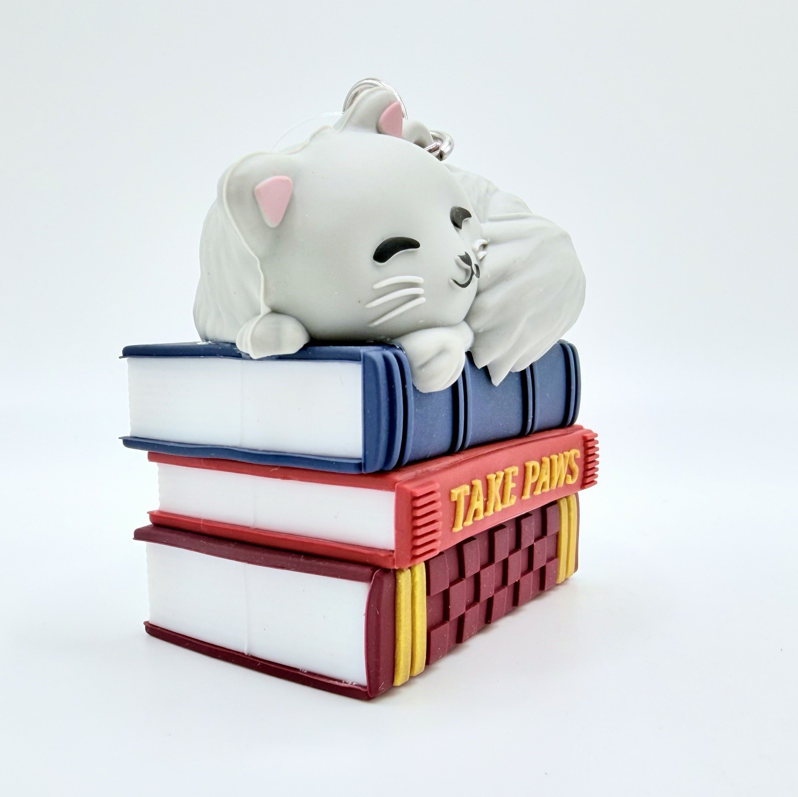 NEW Bath & and Body Works Take Paws Napping Kitty Cat on Books Pocketbac Holder