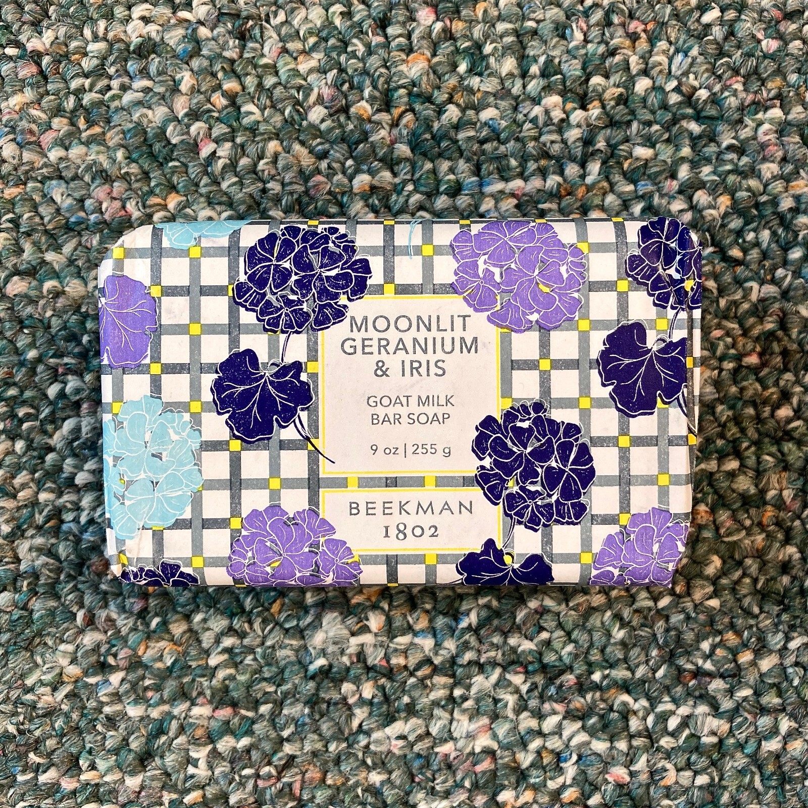 NEW BEEKMAN 1802 Moonlit Geranium & Iris 9 Oz. Goat Milk Bar Soap