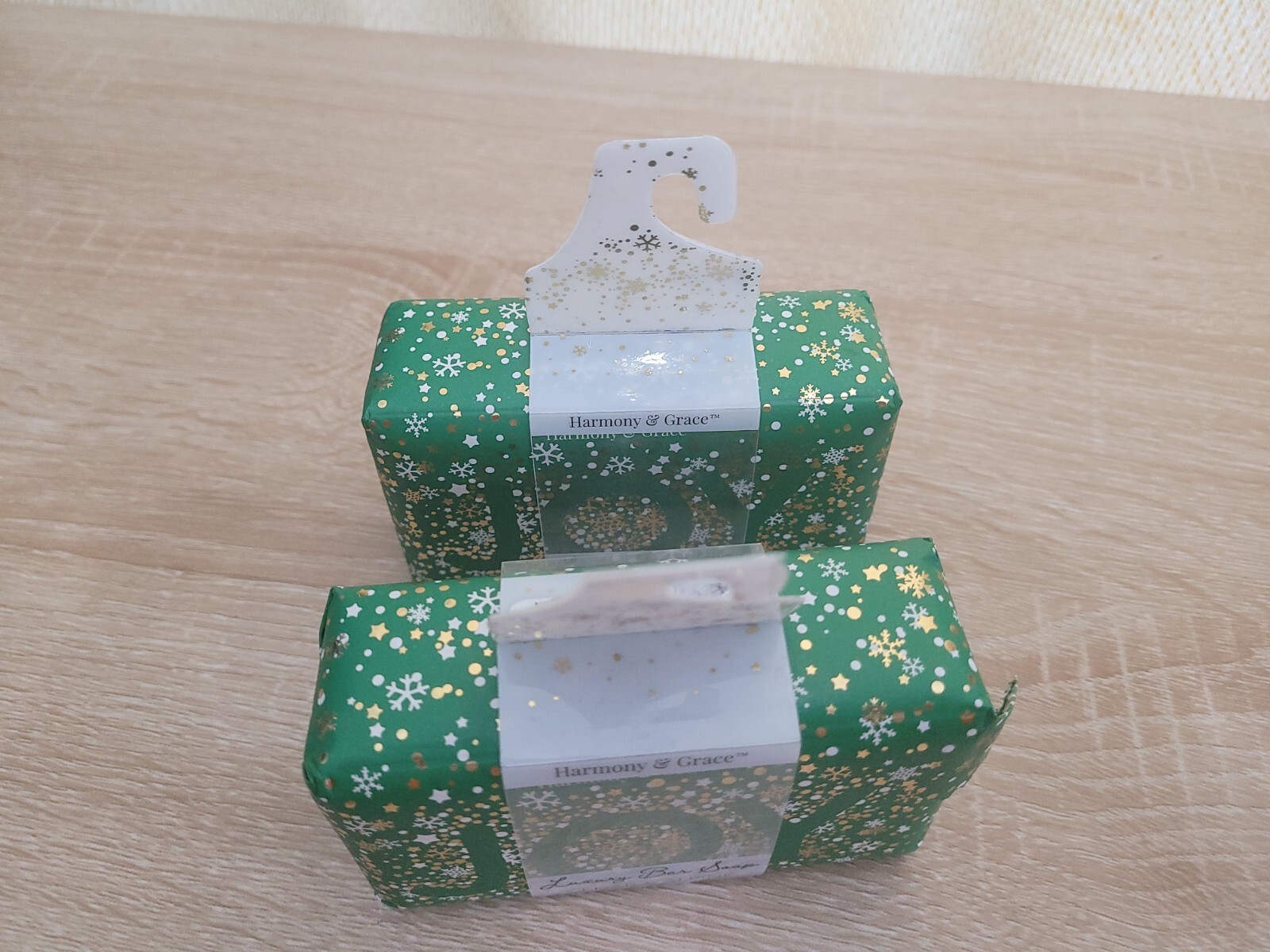 Harmony & Grace Luxury Bar SOAPS Christmas gift Wrapped Cedar & Alpine 10.58 oz