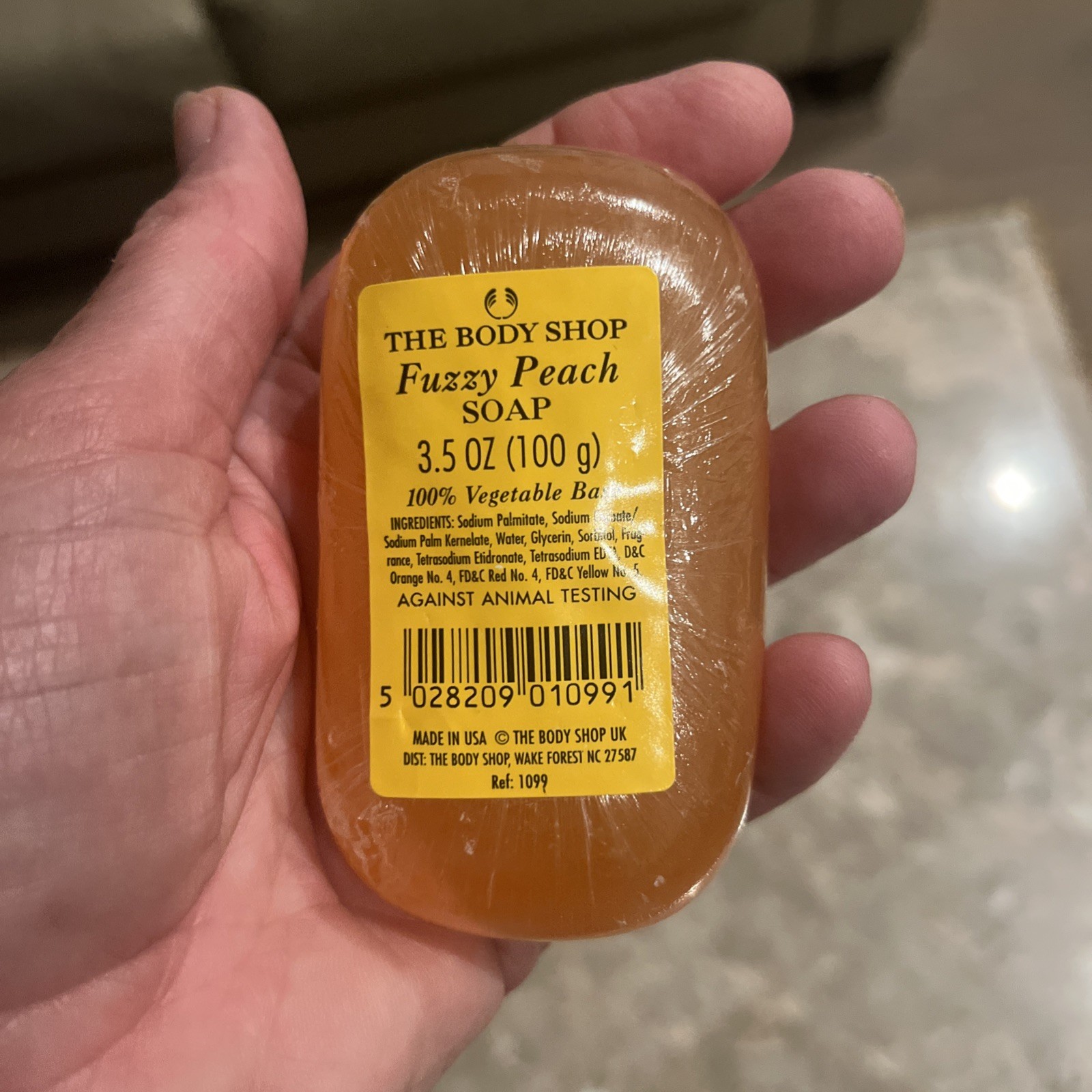 Vintage NEW The Body Shop FUZZY PEACH Bar Soap made in USA