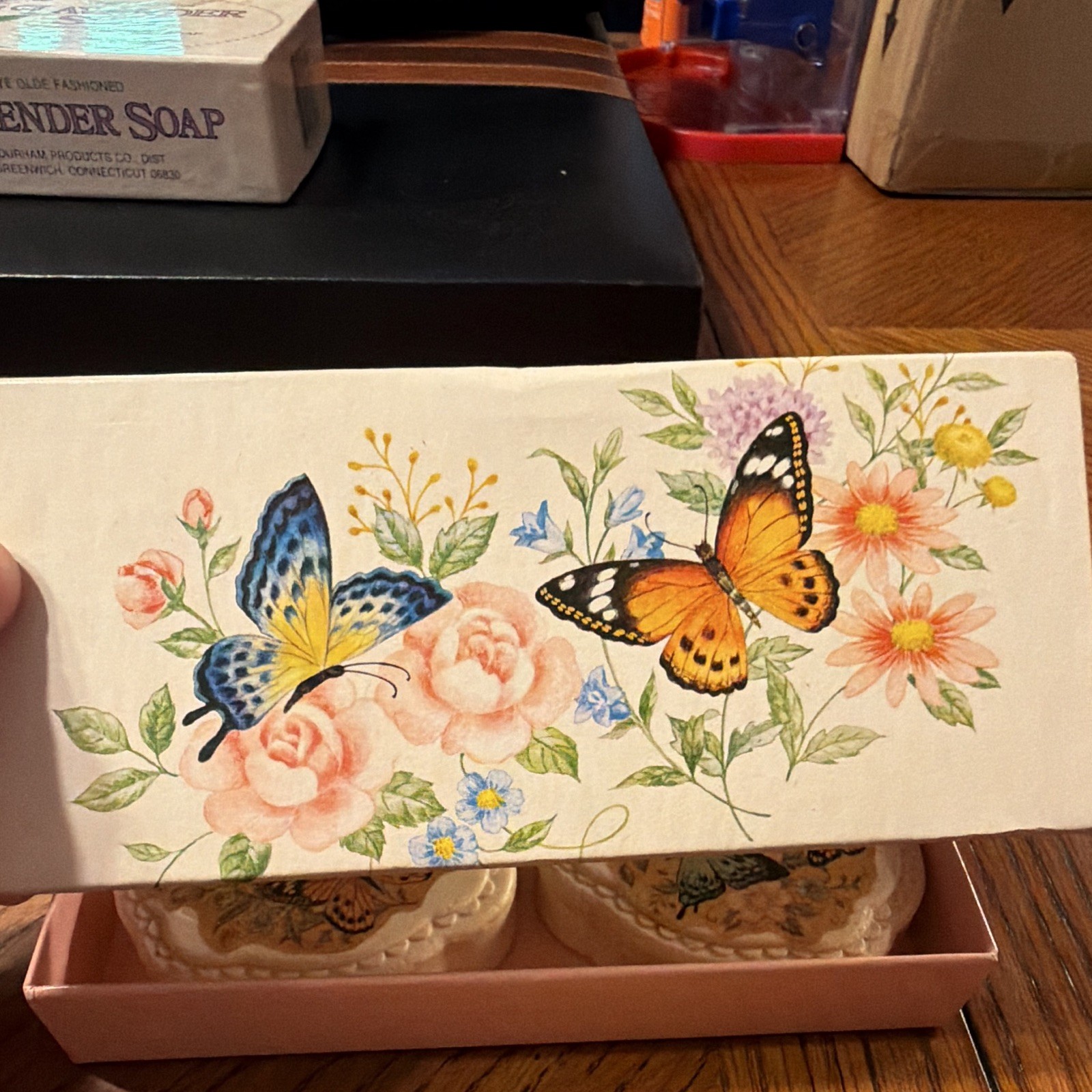 Avon Summer Butterflies Fragranced Hostess Soaps Set of 2, Total 6 oz