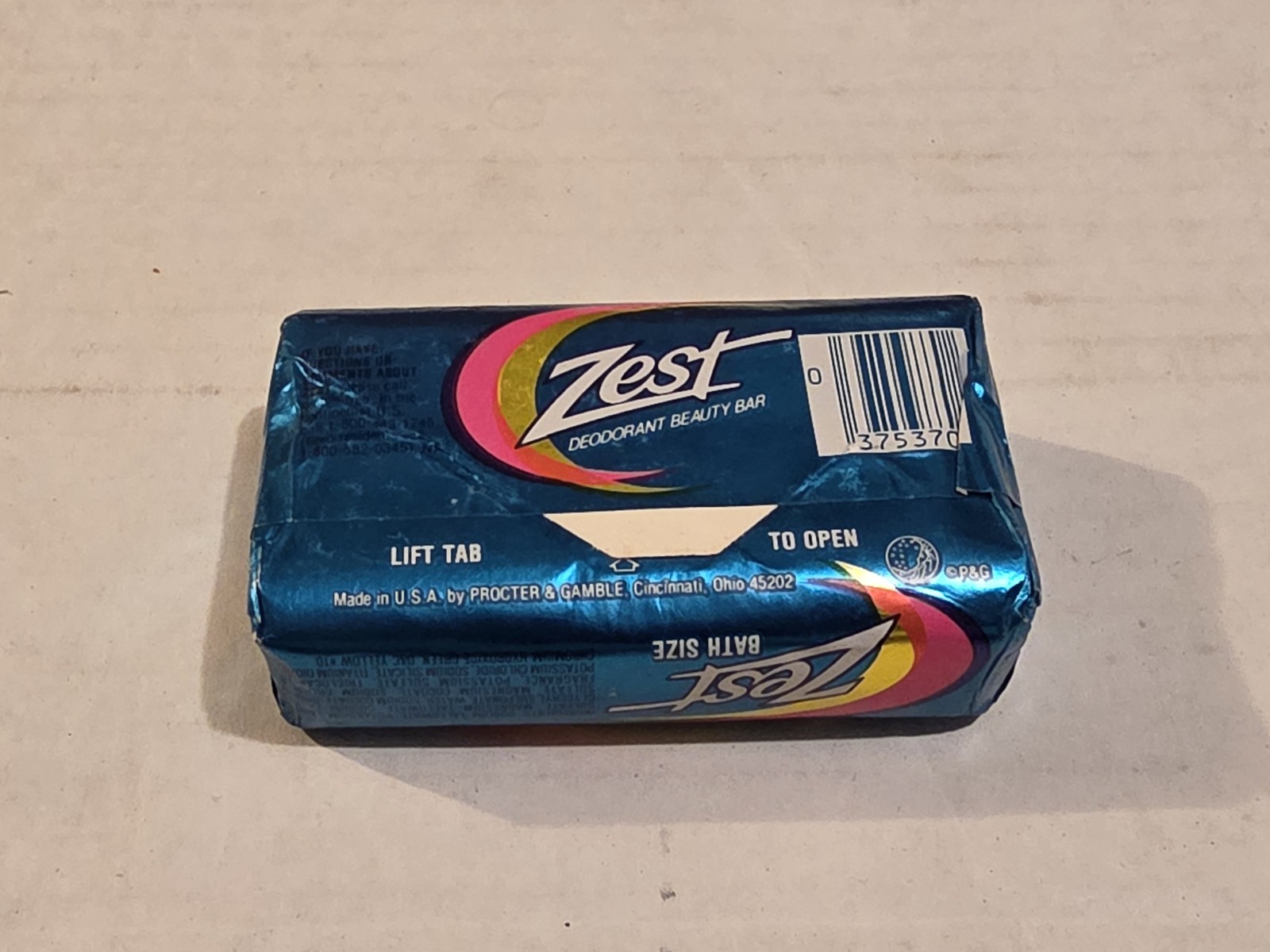 Vintage 80s Aqua ZEST Deodorant Beauty Bar 3.75 oz Soap New Metallic Wrap