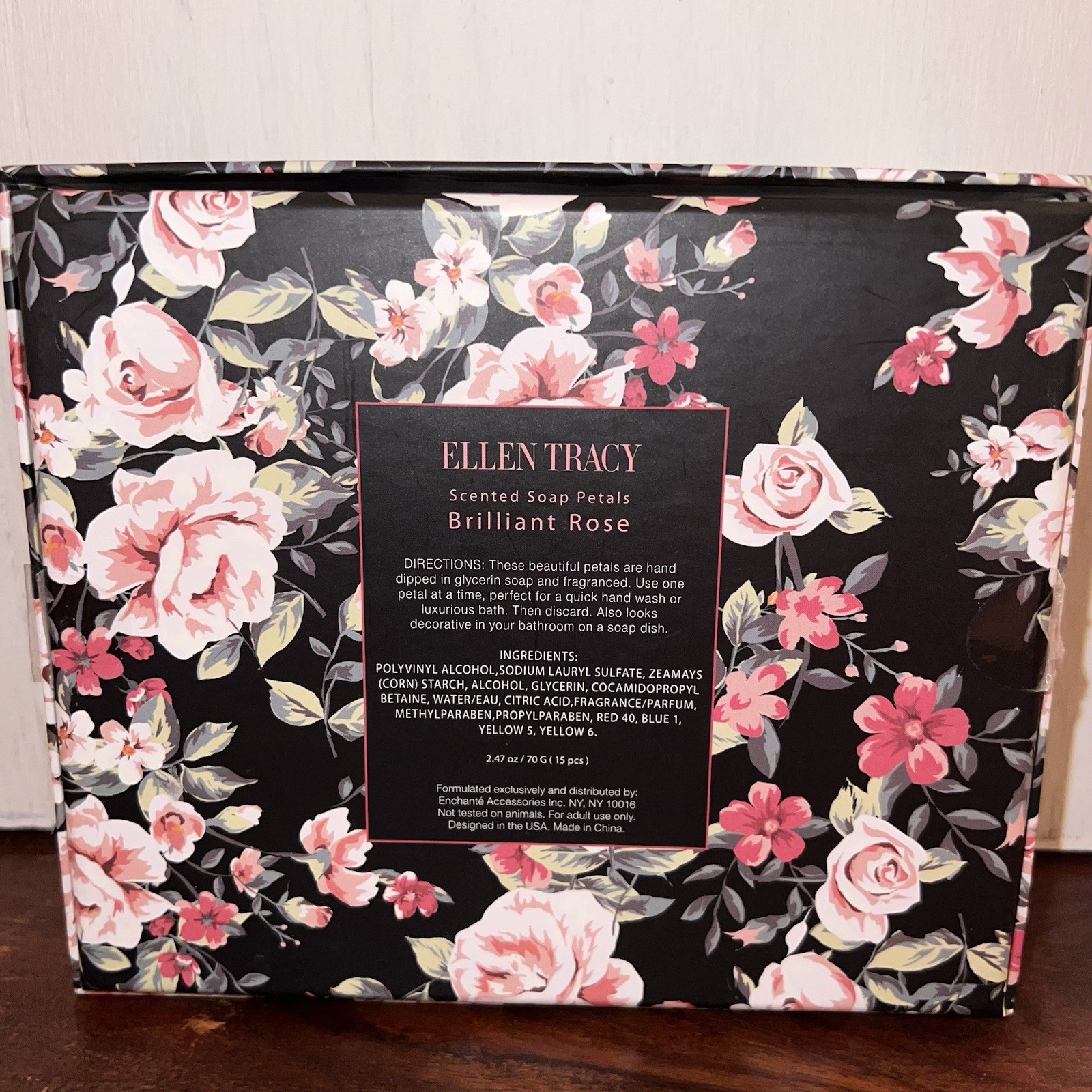 Scented Soap Petals Brilliant Rose Ellen Tracy New Open Box 15 Pcs Fragrant