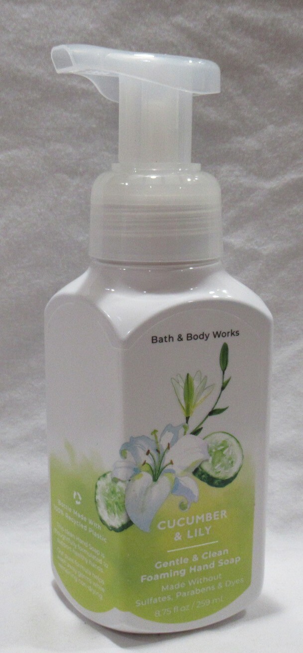 Bath & Body Works Foaming Hand Soap Lot Set of 2 GENTLE & CLEAN CUCUMBER & LILY