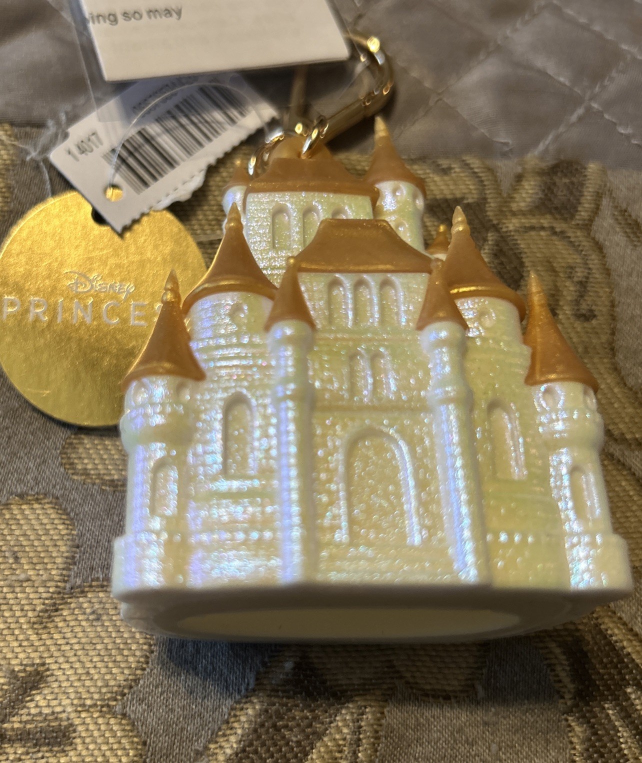 Bath & Body Works Disney Princess Light Up Castle Pocketbac Sanitizer Holder NEW
