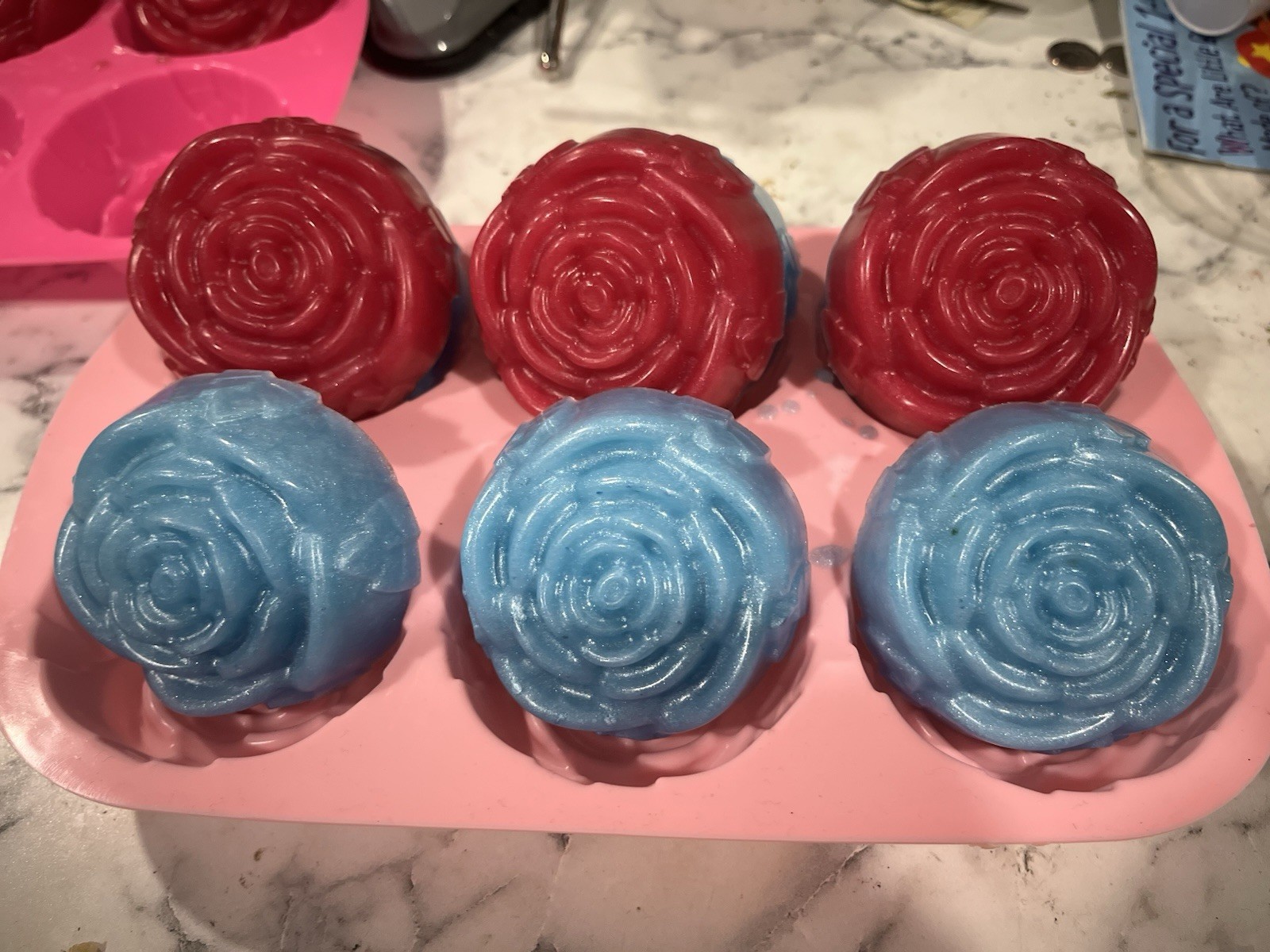 Handmade Rose Shaped Floral Body Bar Soap Set Red Blue for Body and Hands