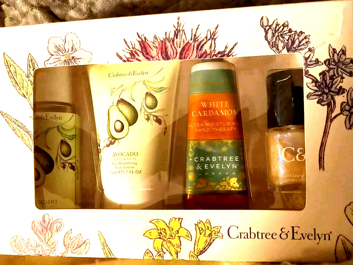 Crabtree & Evelyn Avocado Olive & Basil 4-Piece Gift Box New Old Stock