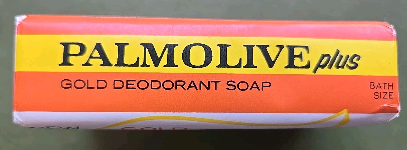 VTG Palmolive Plus Gold Deodorant & Pink Soap 5 Oz Bath Size Lot of 4