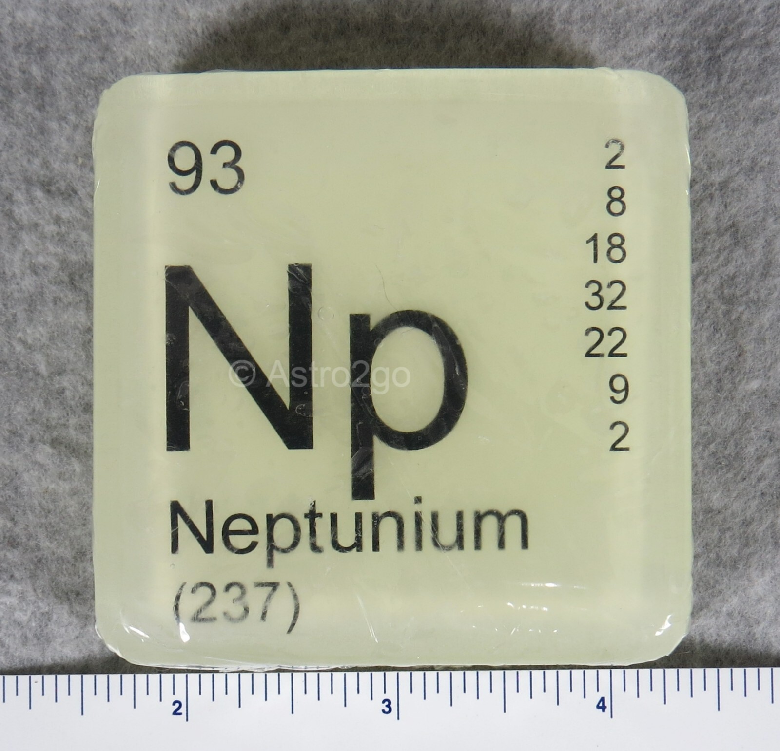 PERIODIC TABLE ELEMENT “NP” NEPTUNIUM NOVELTY GLOW HAND SOAP-4 oz JUST BUBBLY