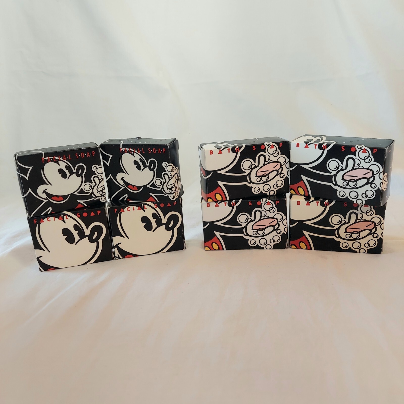 Walt Disney Resort Mickey Mouse Bath 3oz., Facial 1.25oz. Bar Soap 1955 4 Each