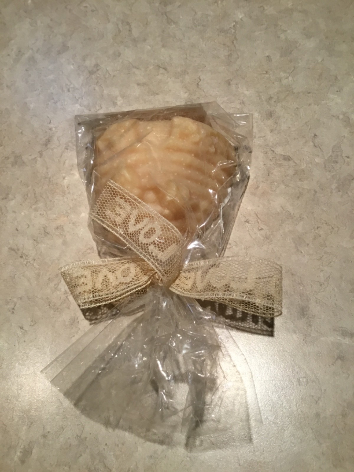 Beehive Shaped Goat Milk Soap w Love Gift Ribbon from Rabbit Hash KY NEW IN PKG
