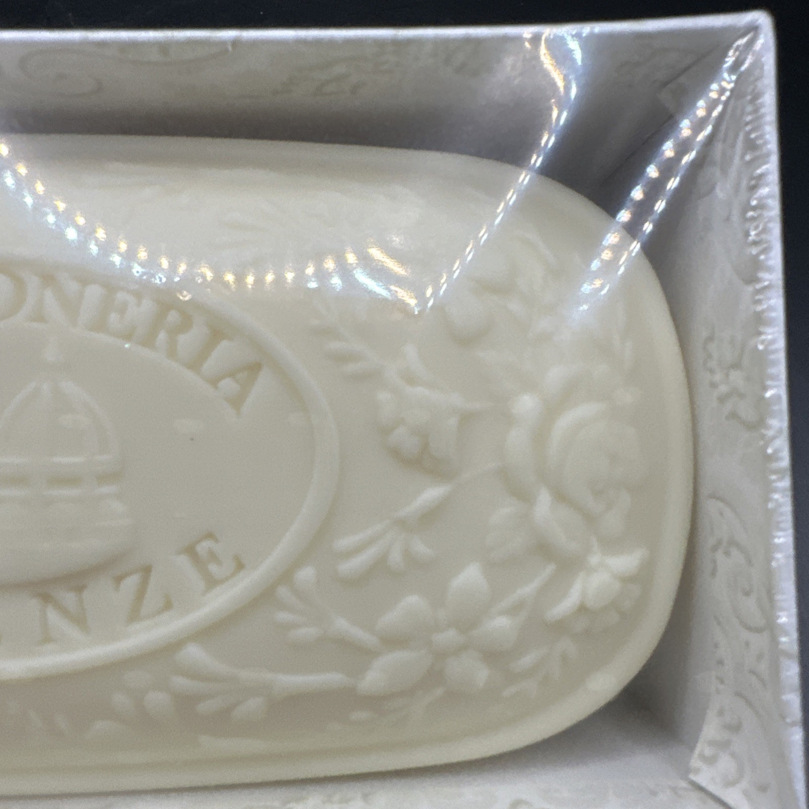 LA SAPONERIA FIRENZE ITALIAN ALMOND SCENTED LUXURY SOAP ITALY-TUSCANY BAR 10.5OZ