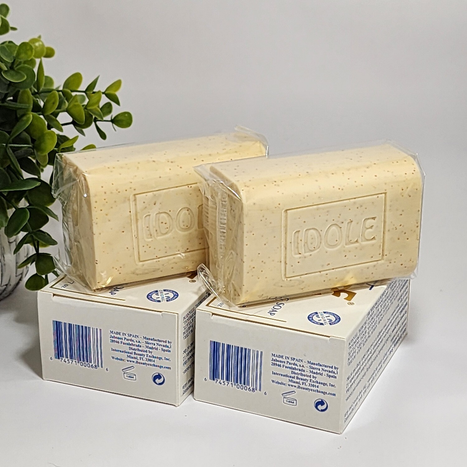 Idole Exfoliating Soap with Apricot Natural Organic Treatment 7oz /200g Lot of 2