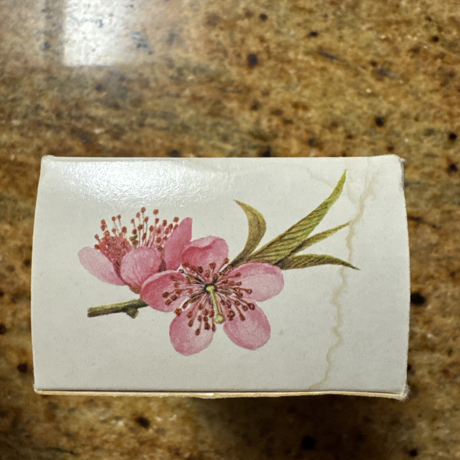 Vintage 1984 Crabtree & Evelyn London APRICOT KERNEL OIL SOAP 3.5oz 100g
