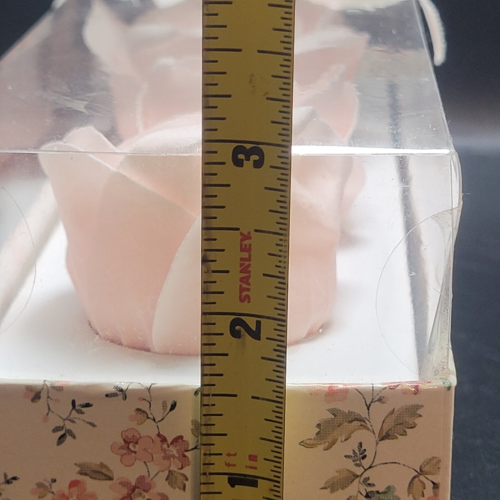 Karen Neuberger Rose Scented Soap Petals NIB Romantic Gift