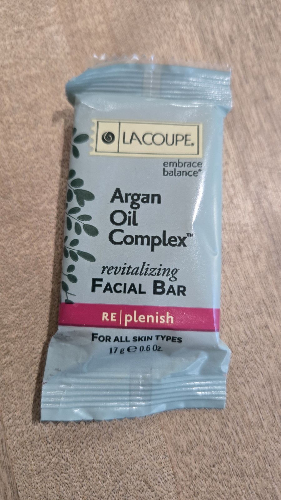 LOT of 23 – LaCoupe Argan Oil Facial Bar – travel size face soap .6 oz / 17g