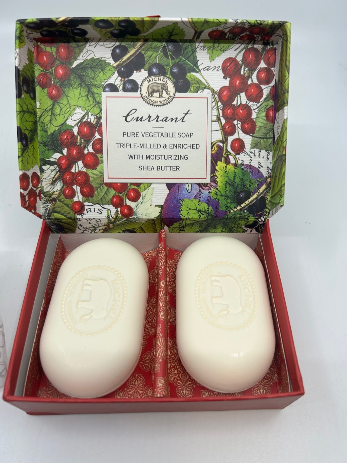 Michael Design Works Soaps 2-pack Currant Pure Vegetable Shea Triple Milled NEW