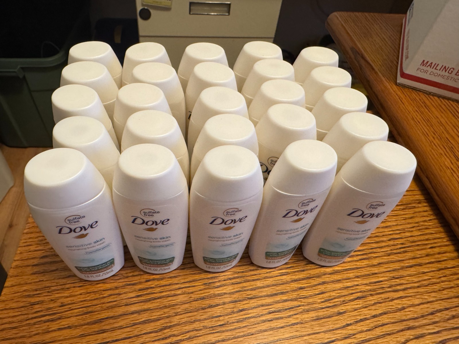 25 Dove Sensitive Skin Nutrium Moisture Body Wash 1.8oz Hypoallergenic New