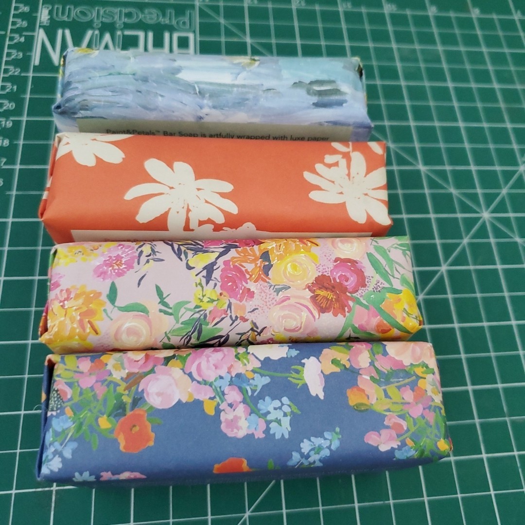 4 Bars Paint & Petals Scented Luxury Bar Soap w/Shea 7oz ea Assorted Scents