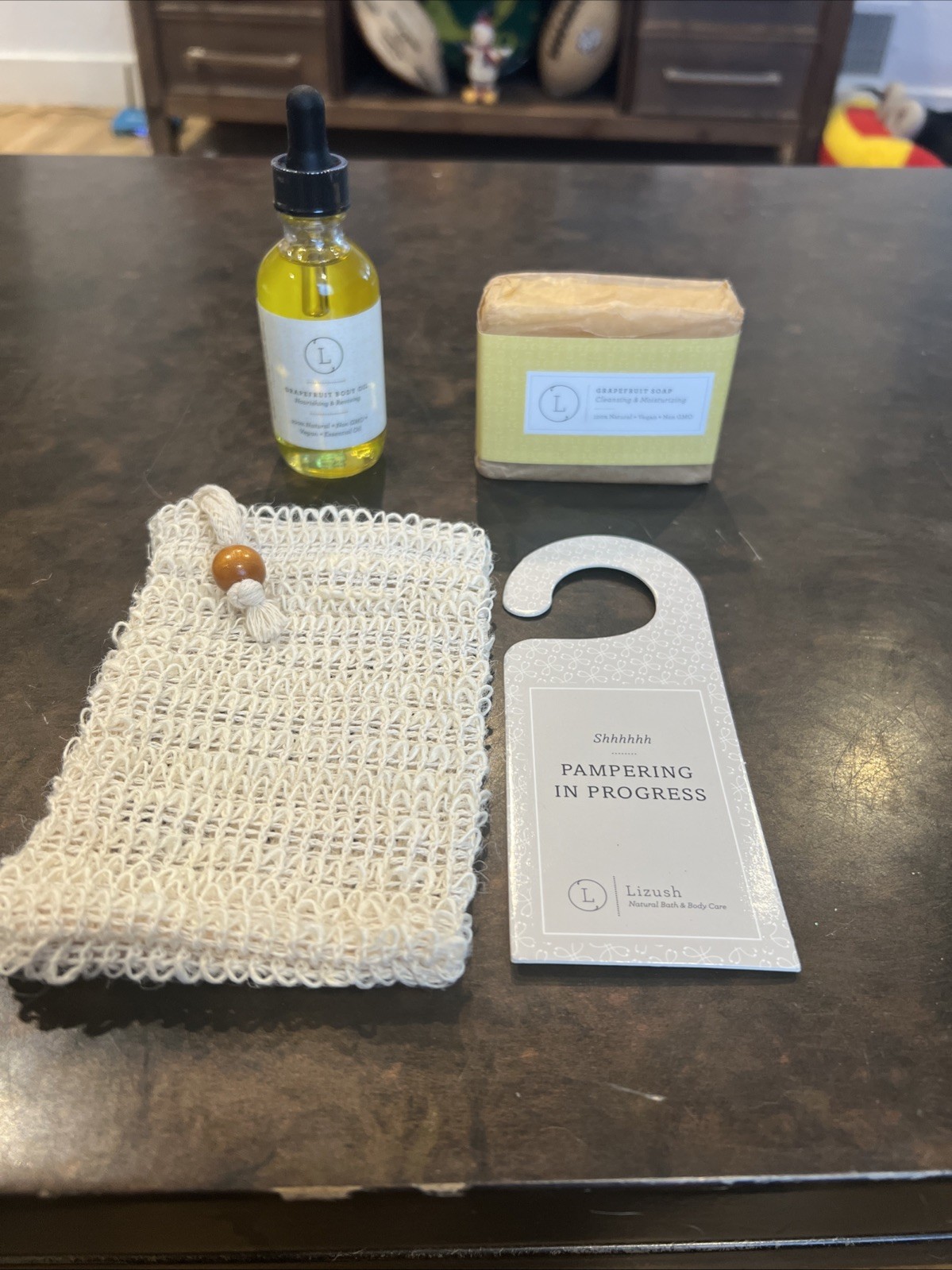 Lizush Grapefruit Body Oil 2 Oz And Grapefruit Soap 4oz In A Bag
