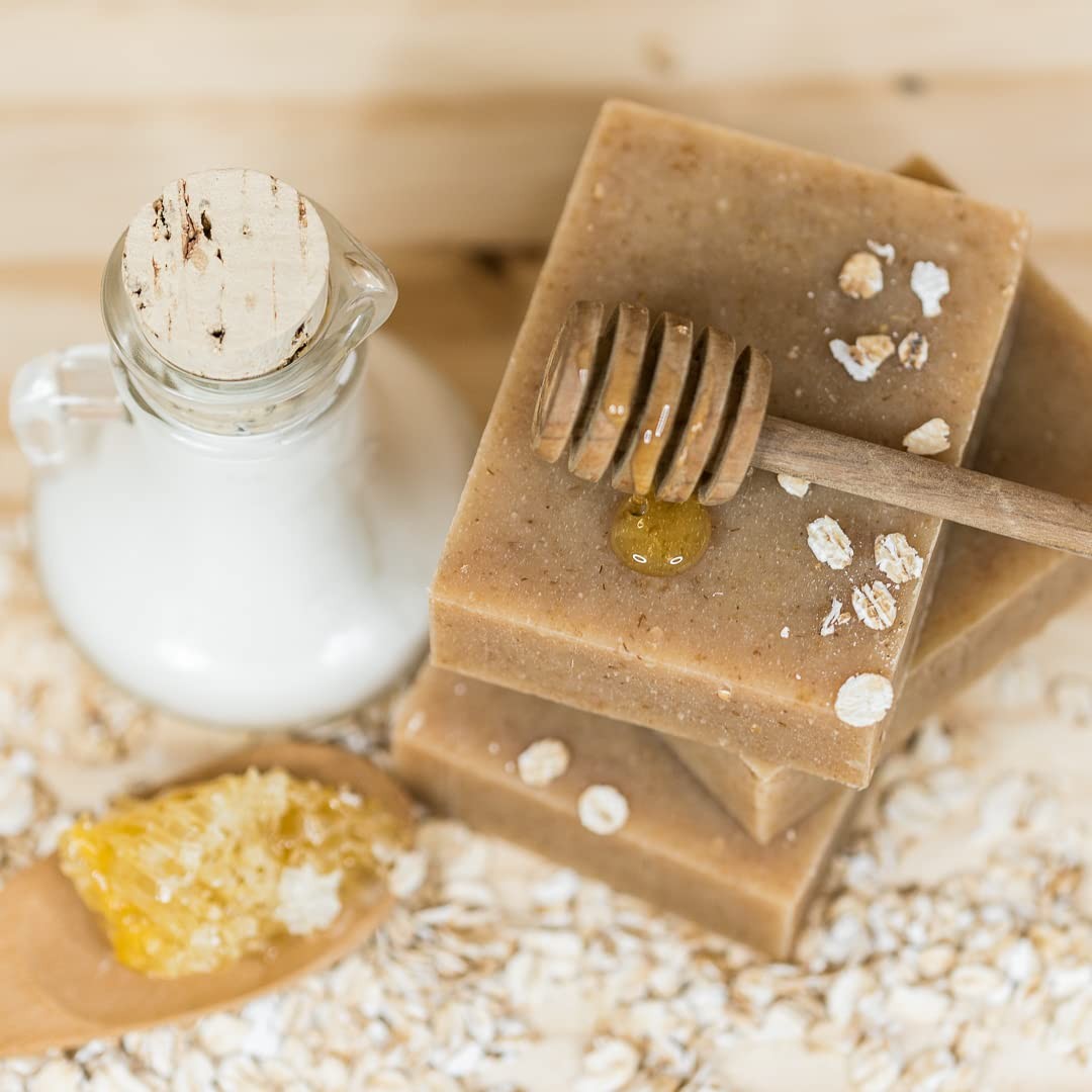 Oatmeal, Honey and Fresh Goat Milk Soap Bar – For Dry Skin and Itchy Skin – O…