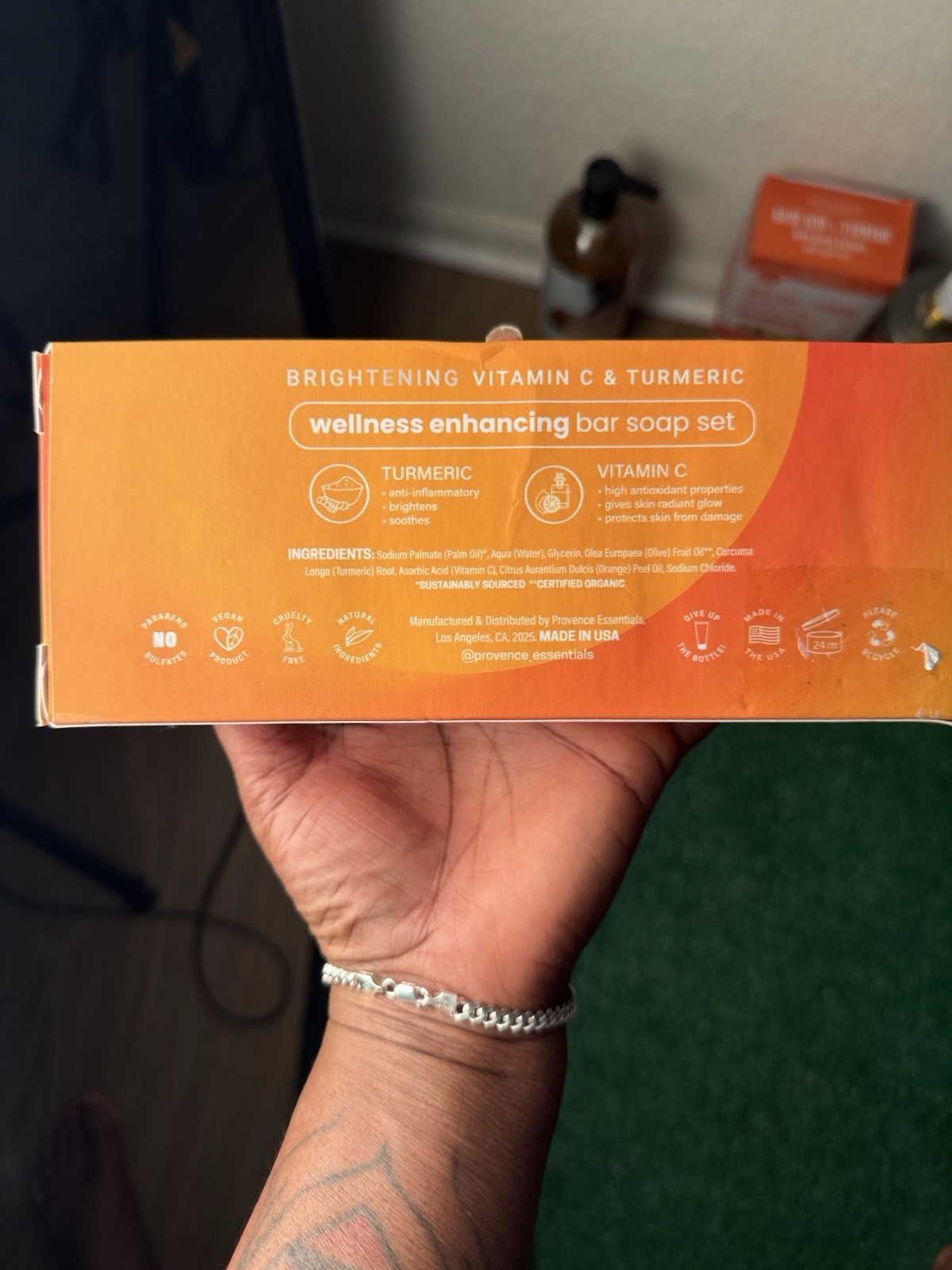 Rashely Vitamin C Soap Brightening, Anti-Aging, Dark Spot Reduction