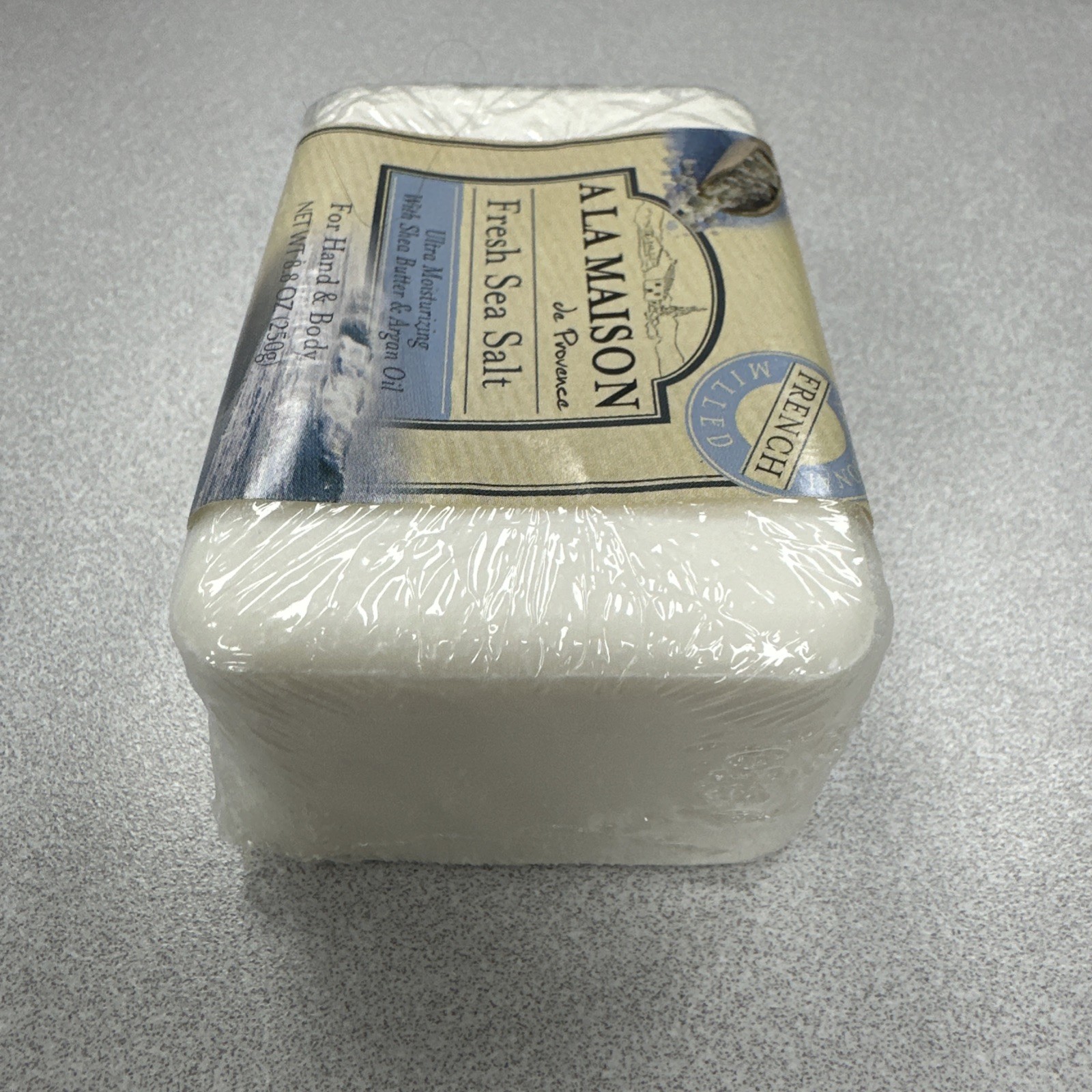 A La Maison Moisturizing French Milled Bar Soap Fresh Sea Salt Large 8.8 oz