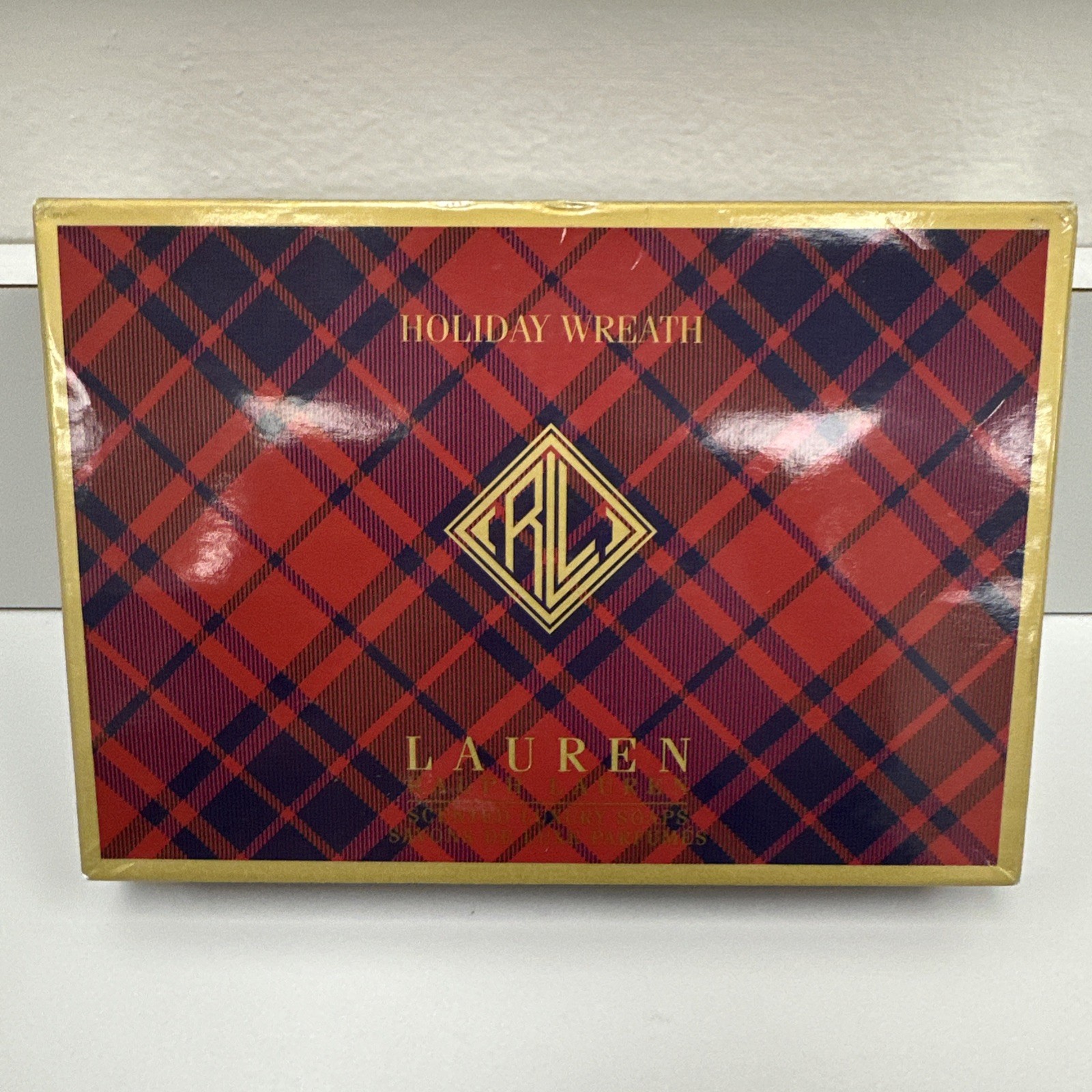 LAUREN RALPH LAUREN Holiday Wreath Gift Box Set 6 Scented Luxury Soaps 2.9oz