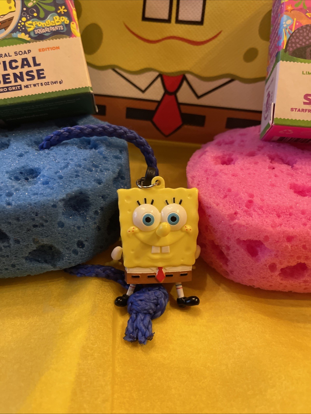 SpongeBob Nautical Nonsense & Sea Star Dr. Squatch Briccs Gift Set & 1 FIGURE