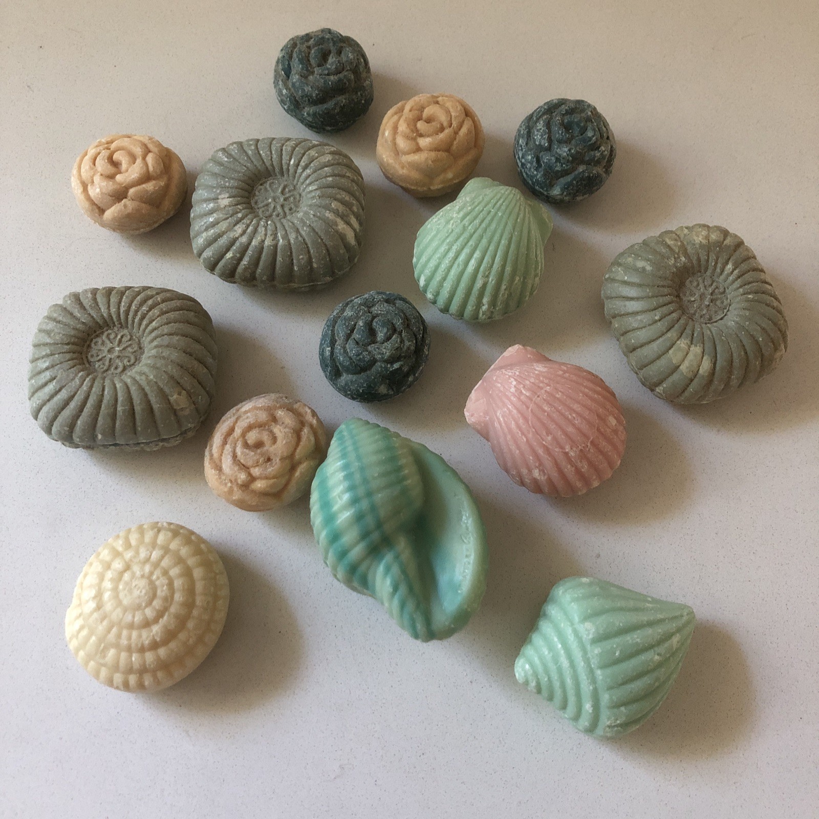 Vintage Lot of 14 Flowers Seashells Floral Scented Soaps Decor Display
