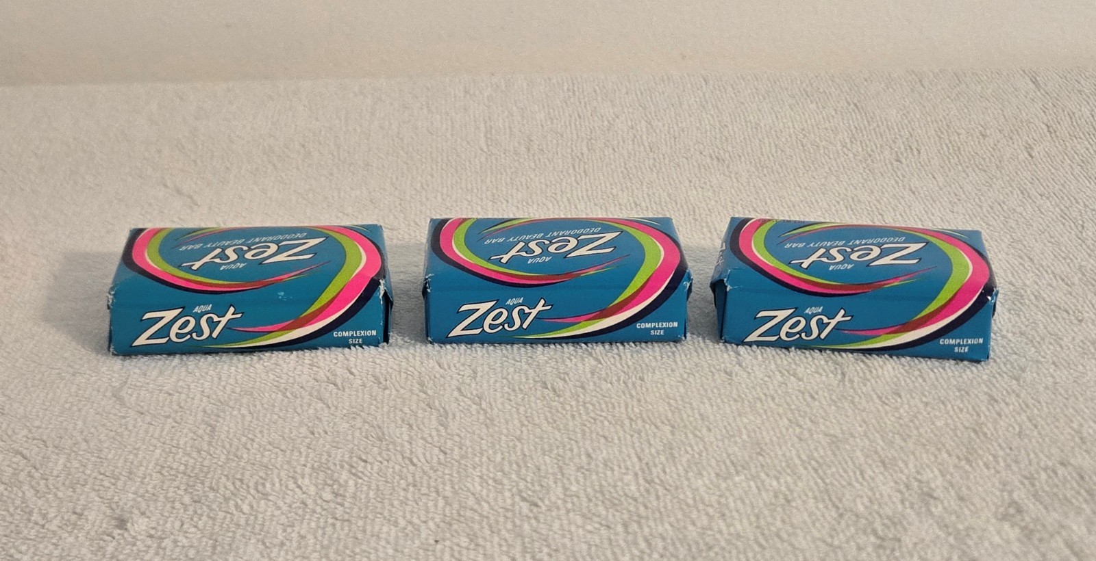 Vintage Zest Aqua Deodorant Beauty Bar Soaps Three 3-3/4 OZ. Bars