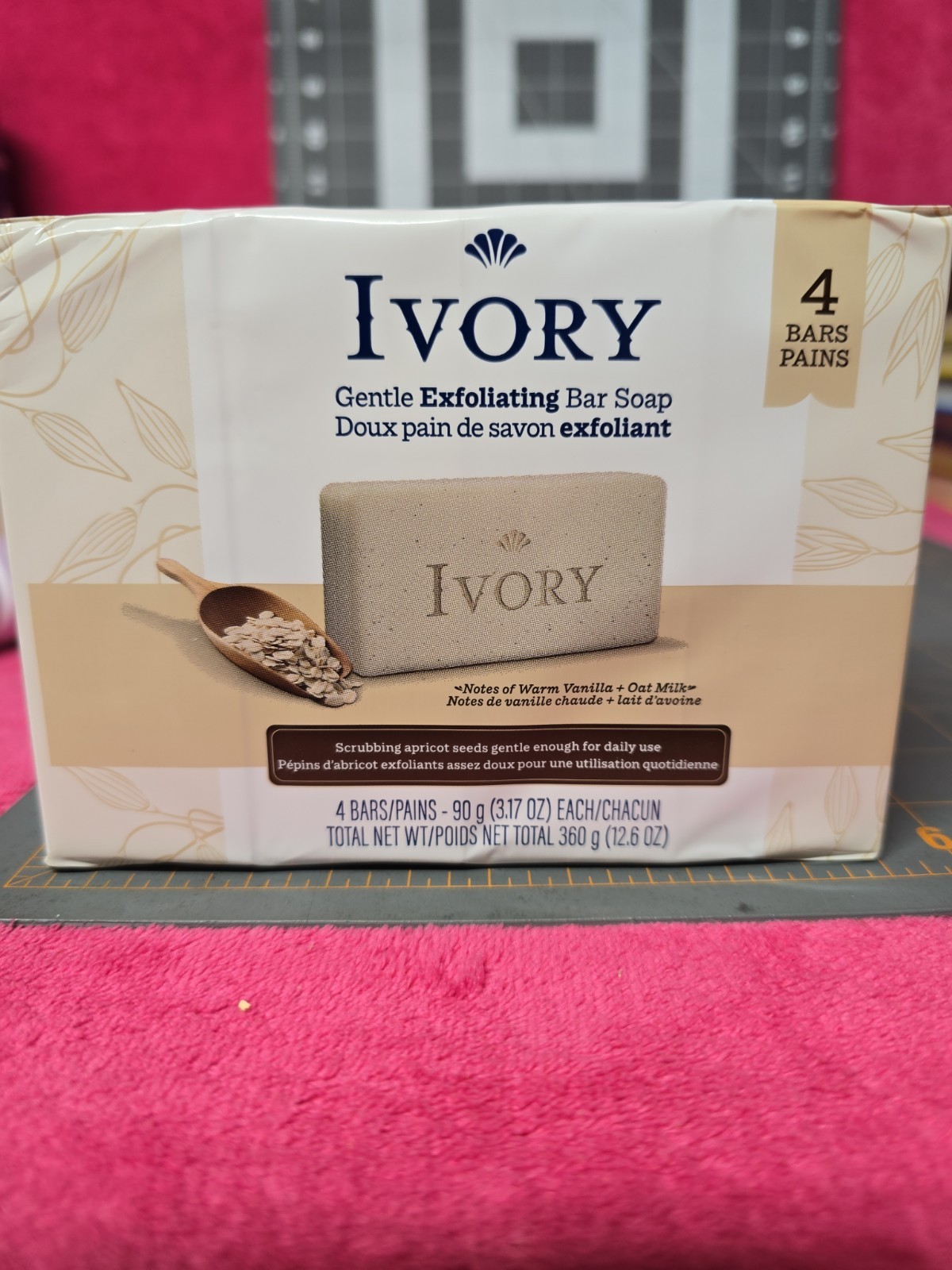 Ivory Gentle Exfoliating Bar Soap 4 Bars 3.17 Oz Each NIPS Vanilla & Oat Milk