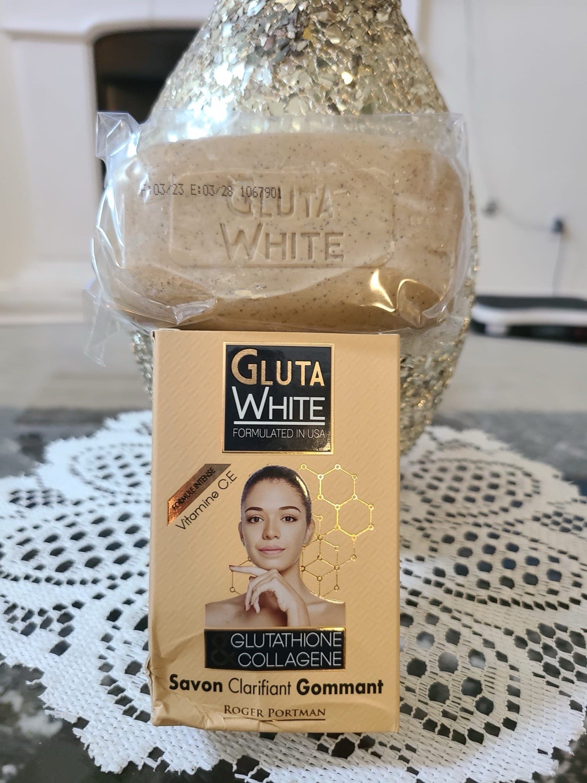 Gluta White Clarifying Soap 190g