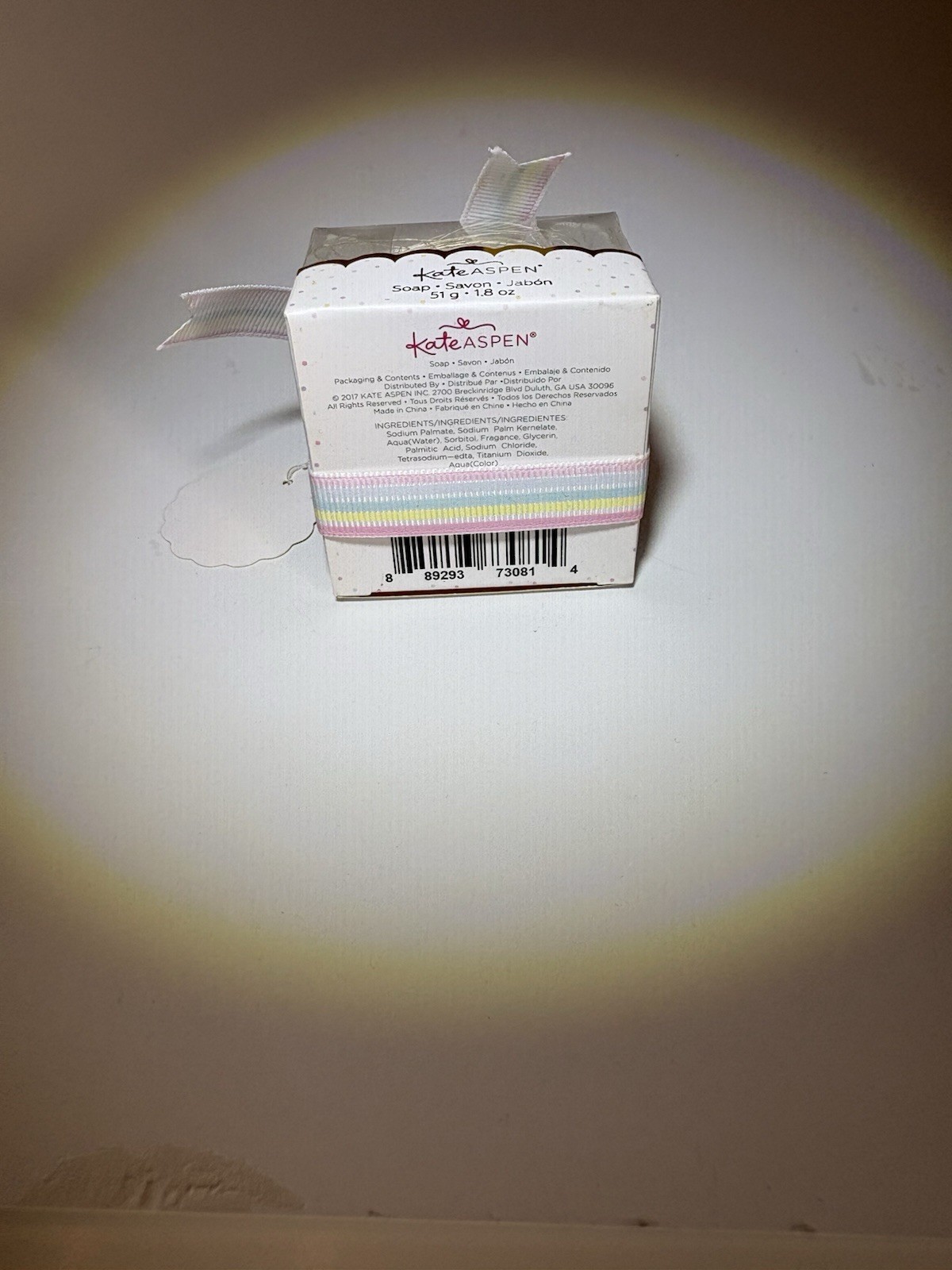 kateASPen Round White Bar Soap Gift Favor Box with Ribbon 1.8 oz
