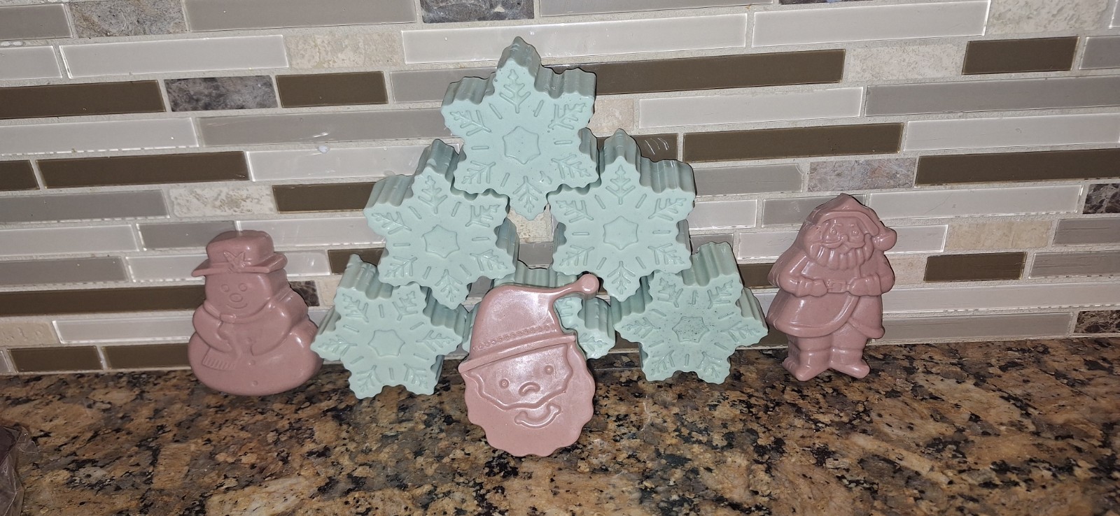 Snowflake Shaped Body Bar Organic Soap with Green,Pink,White and Blue Clay