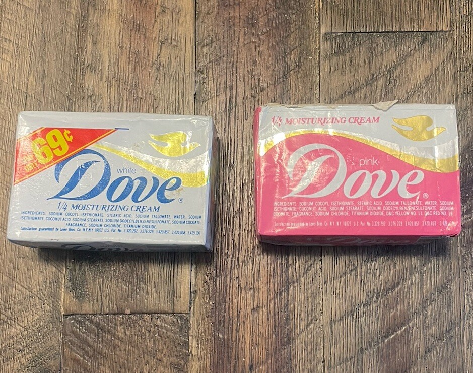 (2) Vintage Dove Beauty Bar Soap 3.5 Oz Pink & White *New Old Stock /NOS* Prop