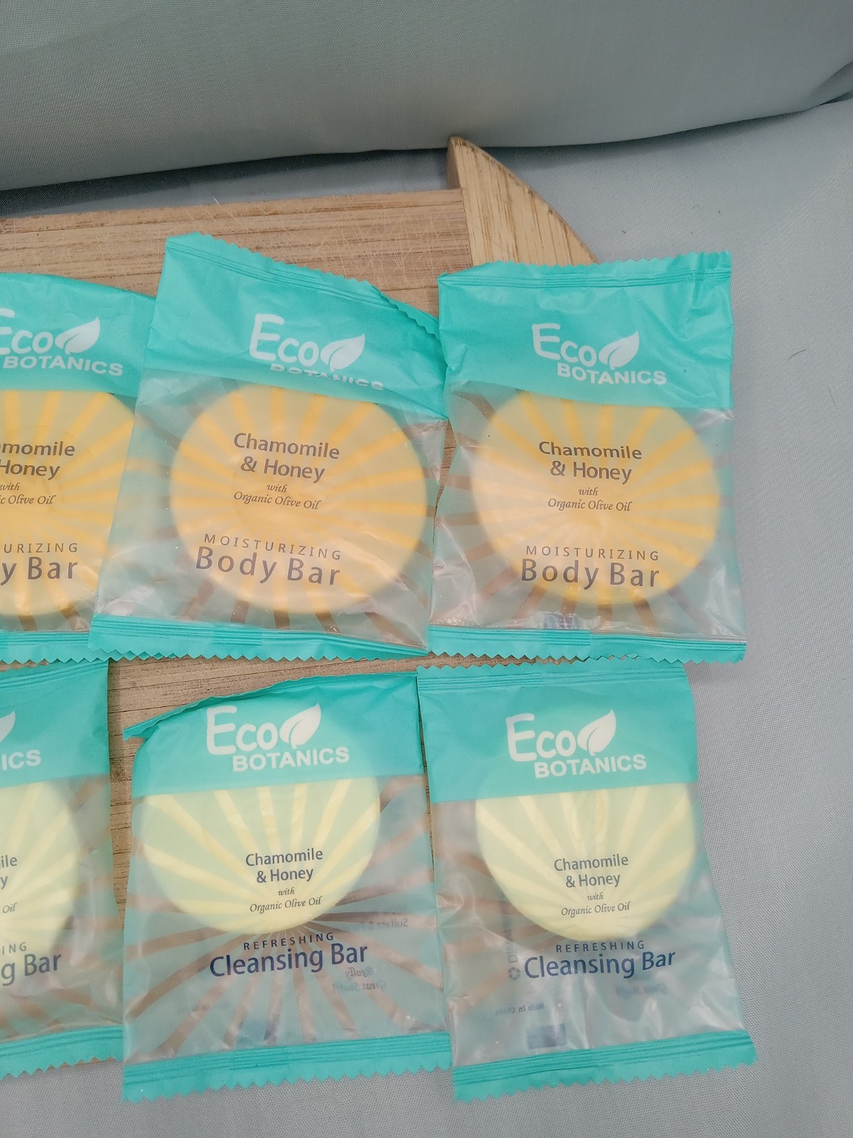 4 Eco Botanics Travel-Size Hotel Body Bar Soap 4 Cleansing Bar Chammomile Honey
