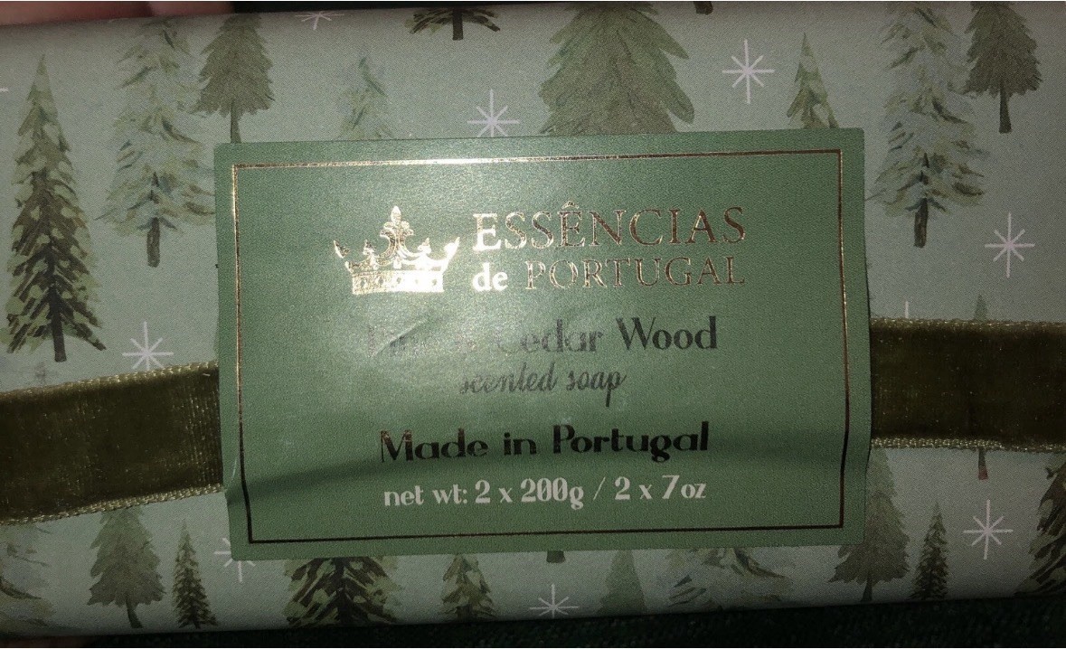 Essentials De Portugal 2 Pack 7 Oz Pine & Cedar Wood Scented Bar Soap Gift