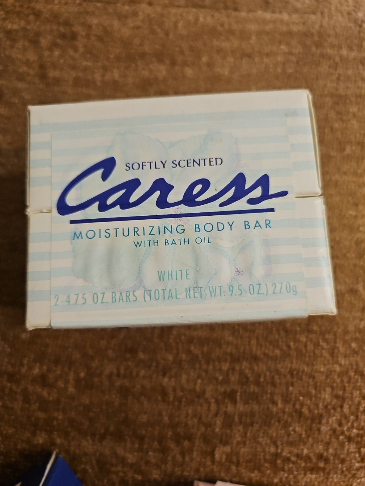 VTG 1995 Caress Moisturizing Body Bar With Bath Oil Original 2 Soap Bars