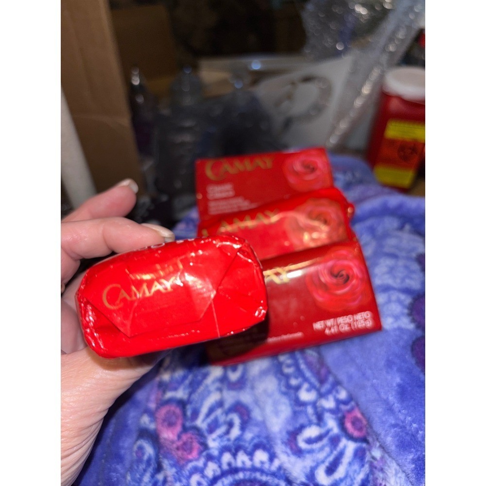Camay Classic Fragrance Beauty Bar Soap Rose Essence 4.41oz Lot of 4 Bars