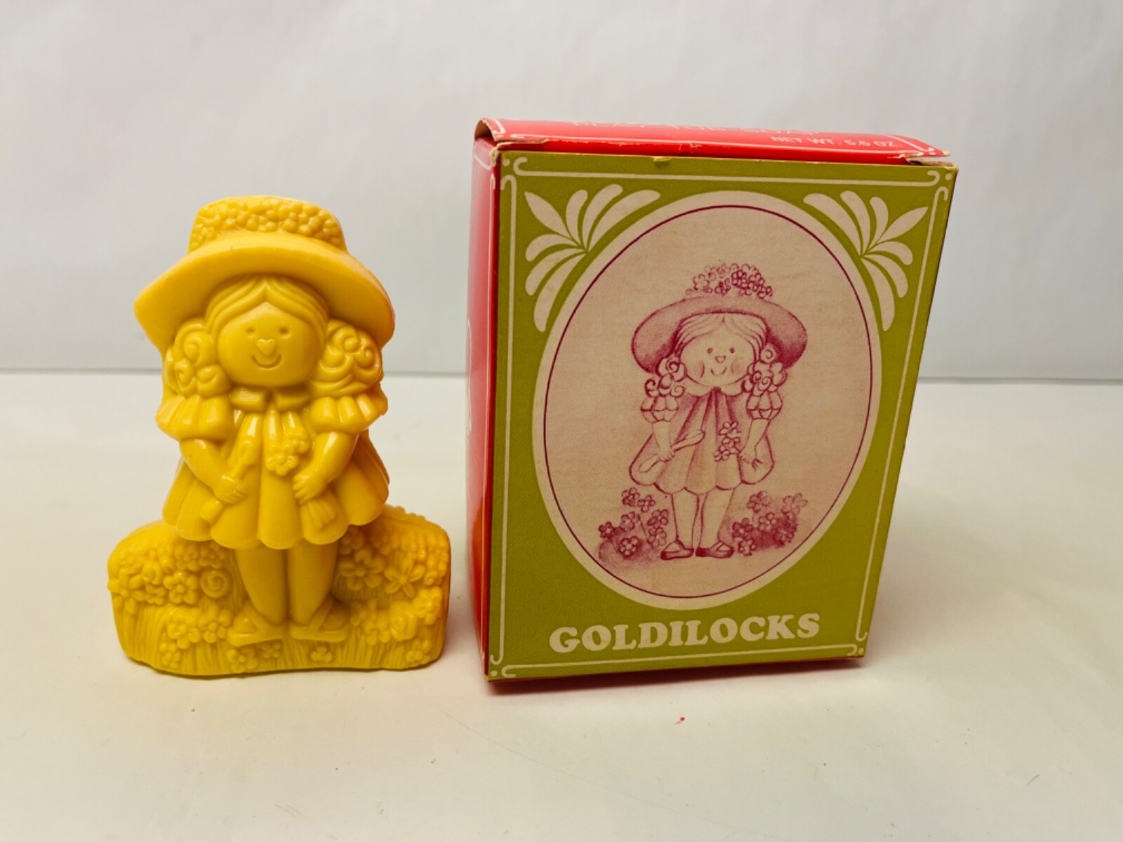 Vintage Neiman Marcus Play Tub Soap Goldilocks Cute Collectible Kids Soap BIN 18