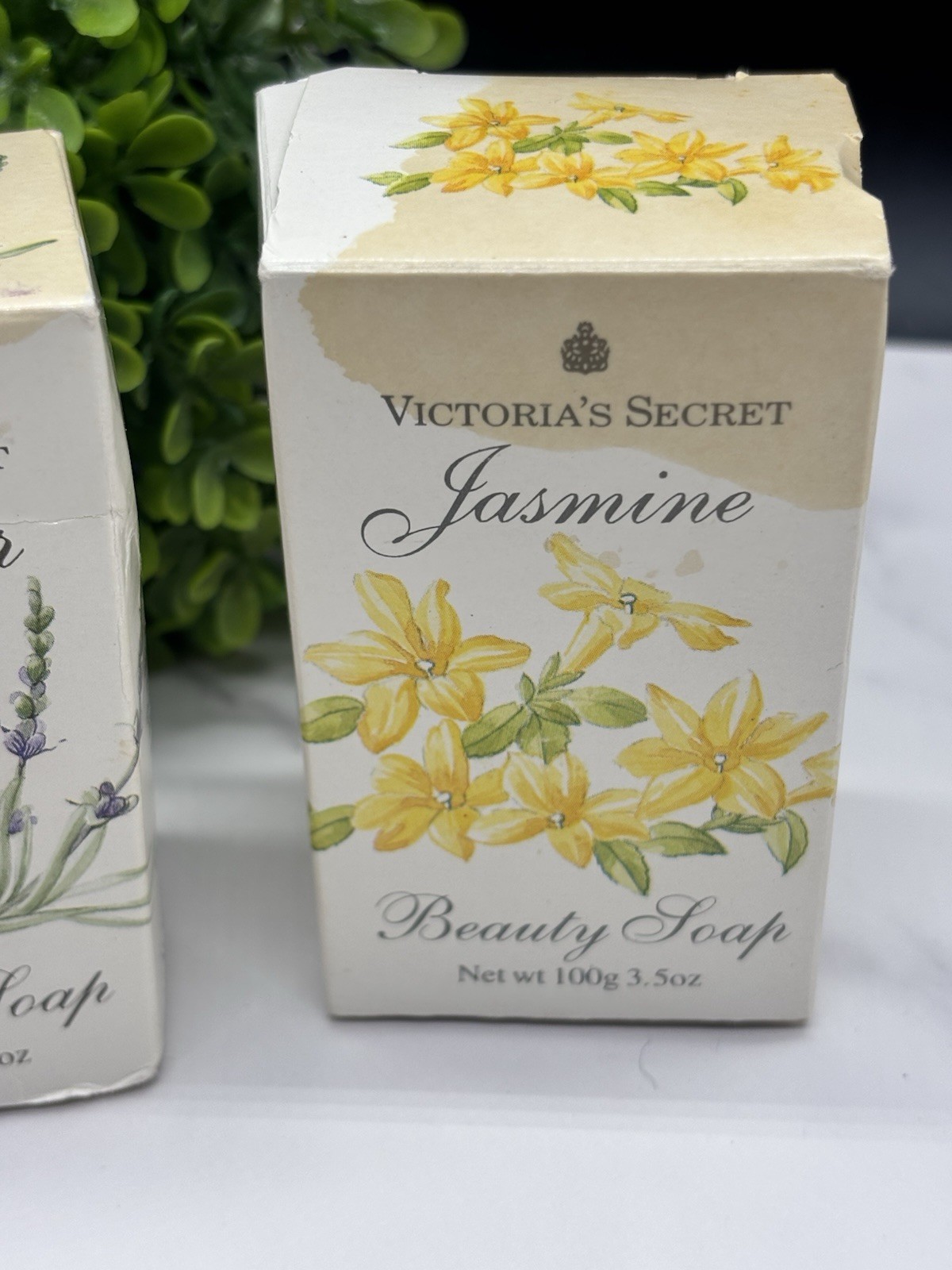 2 Vintage Victorias Secret Beauty Soaps Lavender & Jasmine READ