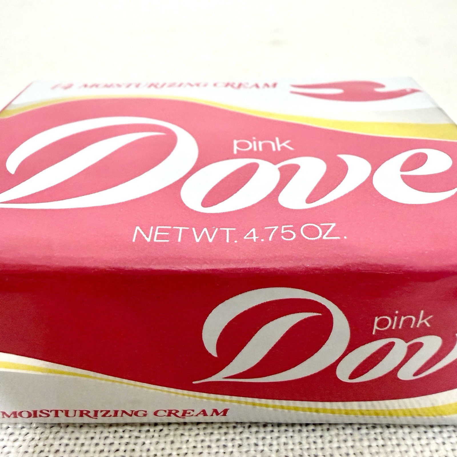 Vintage Pink Dove Soap 1/4 Moisturizing Cream 4.75 oz Bath Size New Old Stock