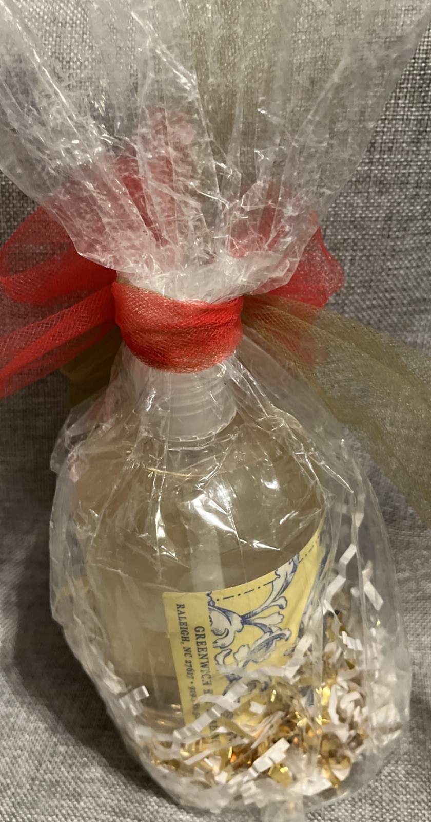 Greenwich Bay 16oz Hand Soap, Fresh Milk & Shea Butter-NEW