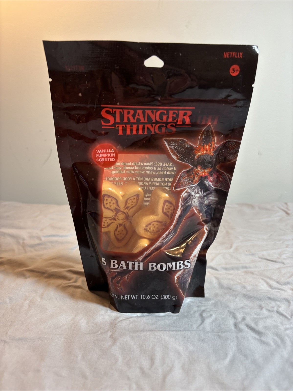 Stranger Things Molded Bath Bombs – 10.6oz/5ct Vanilla Pumpkin Scent SOLD!!!