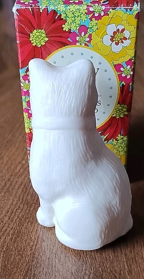 Pretty Kitty Luxurious Sculpted Soap NIB 😻
